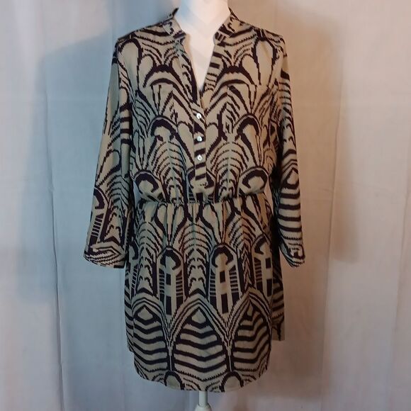Ellison Chic Patterned Dress - Picture 7 of 7